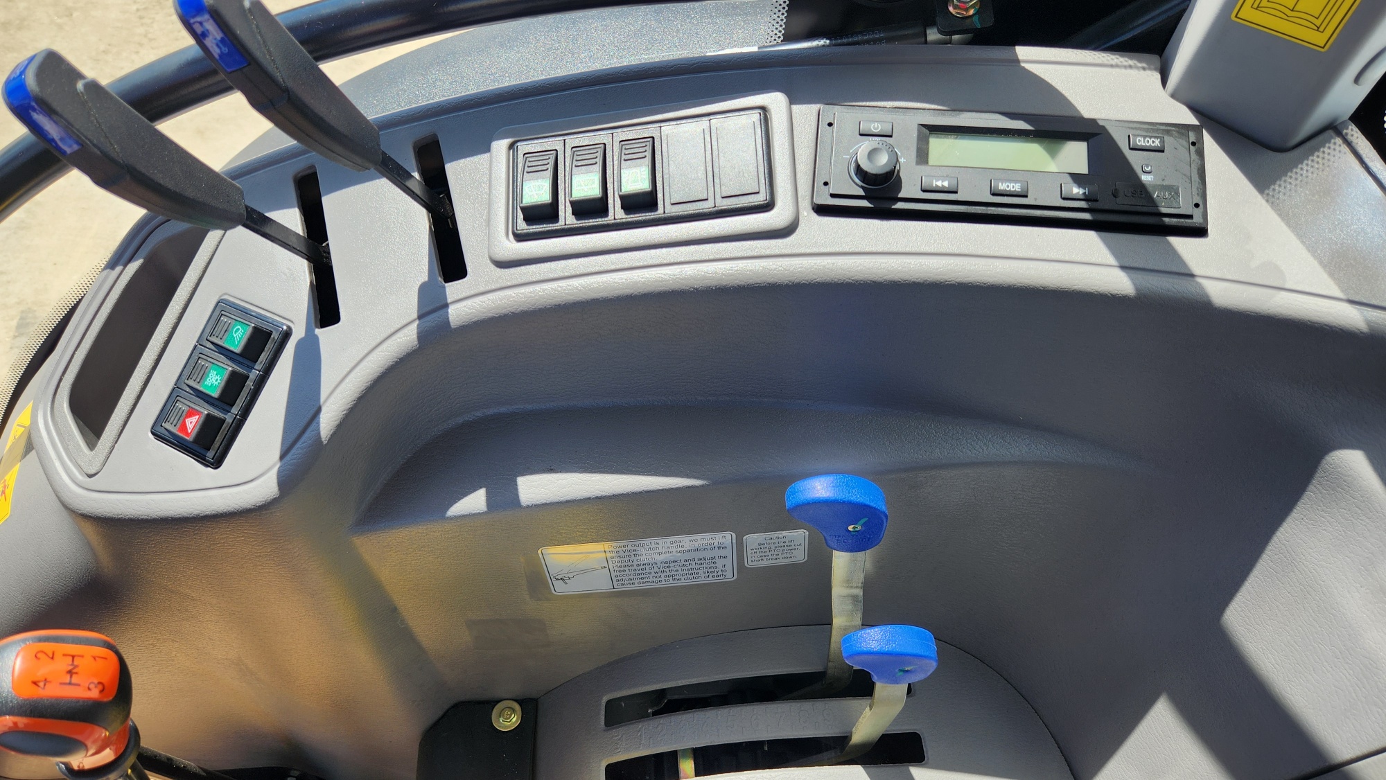 LOVOL M804 TB-3, 75hp